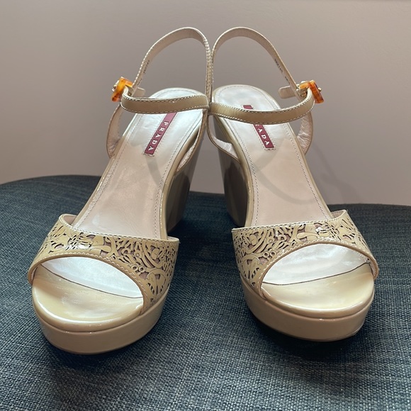 NWOT PRADA SPORT Patent Leather Sandals - Picture 12 of 12